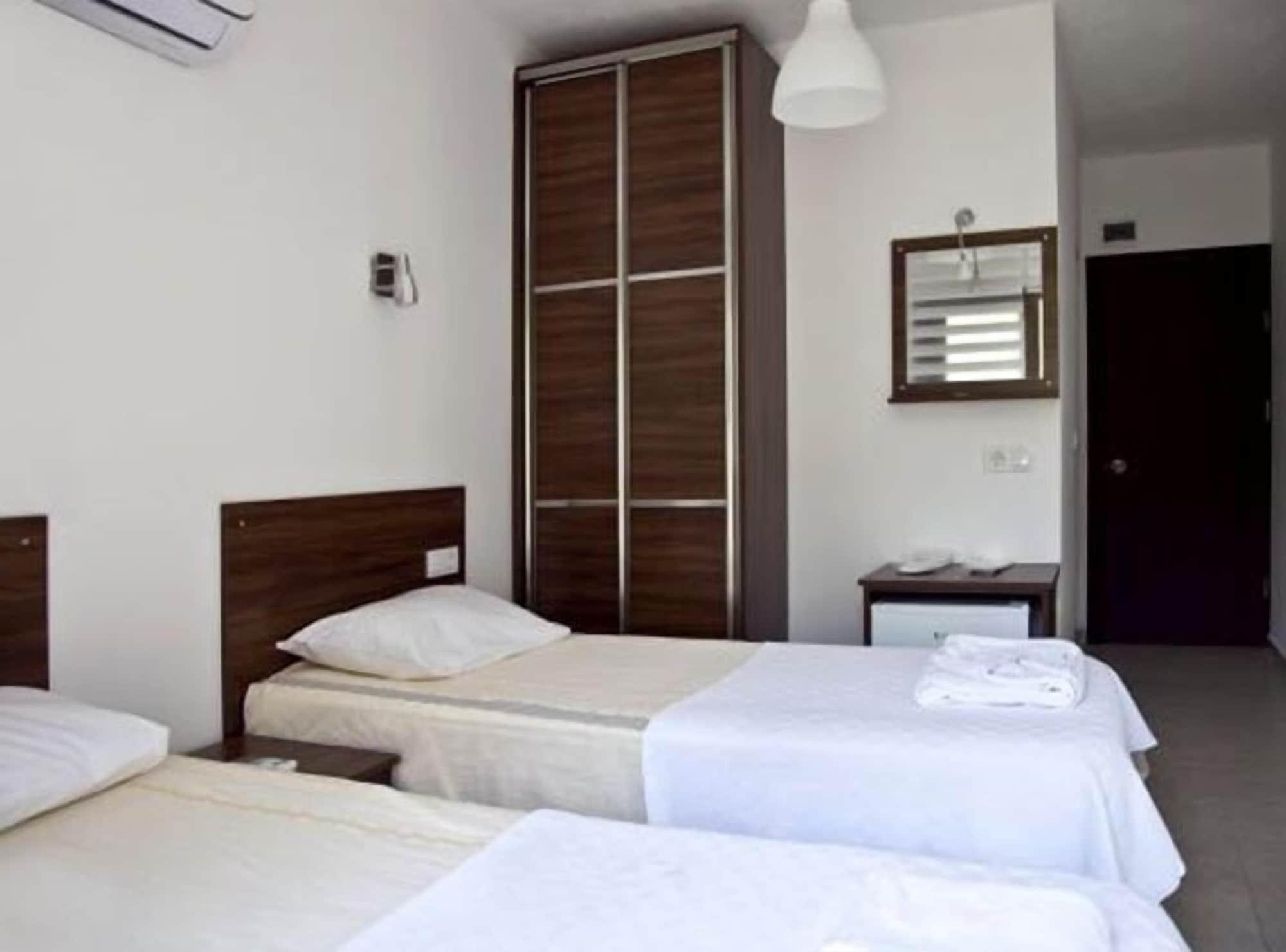 Sahin Motel & Restaurant Yaliciftlik Exterior photo